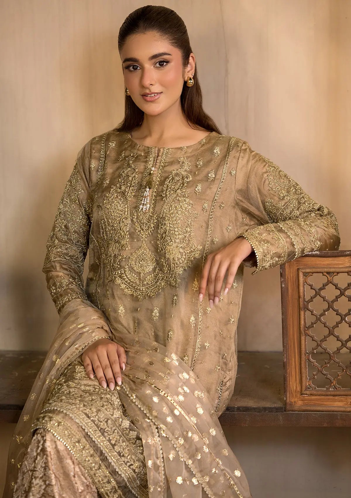 (BT006310-BRW) Bin Tayyab