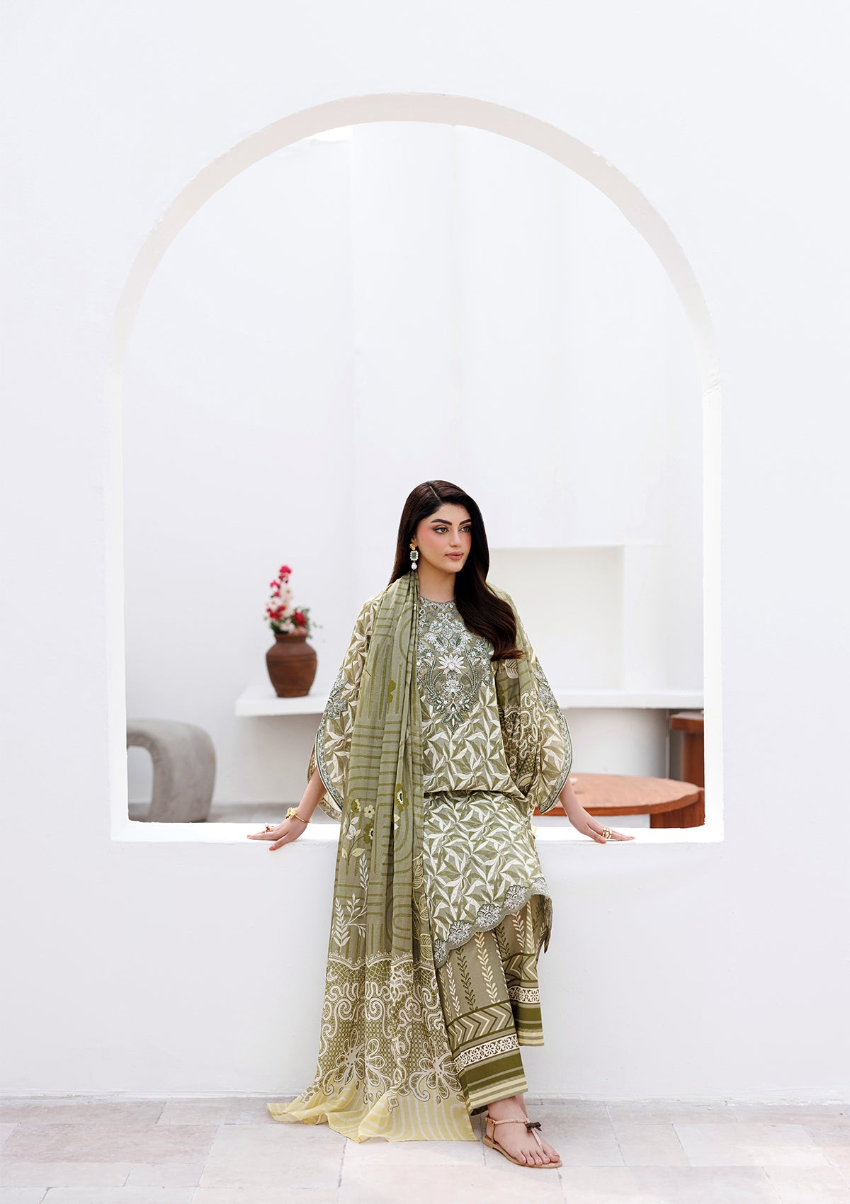 PRINTED EMB LAWN BT006810-OLV