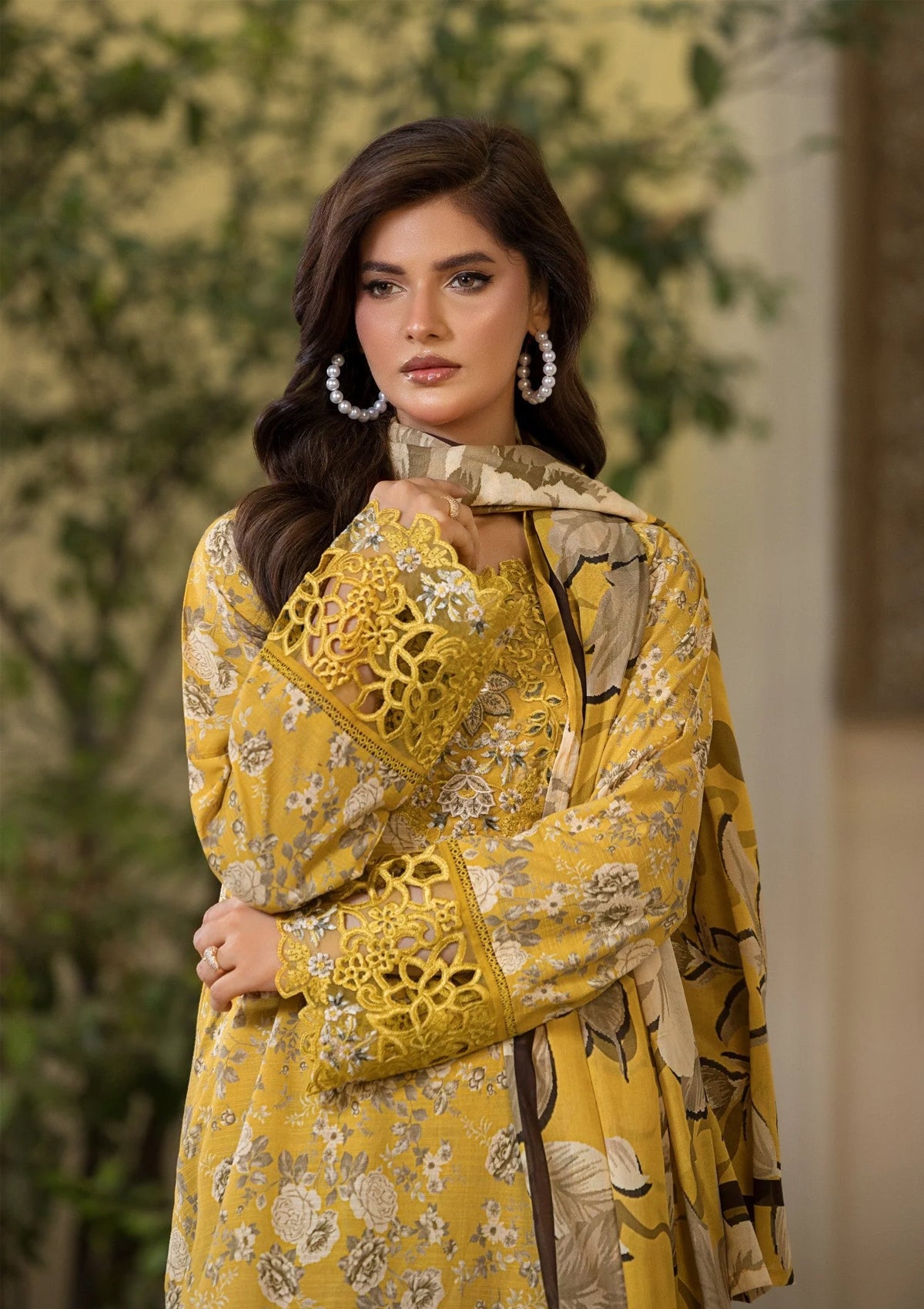 Embroidered Lawn BT006296-YELLOW
