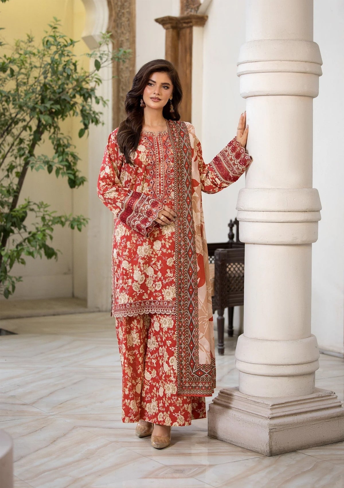 Embroidered Lawn BT6296-SMN