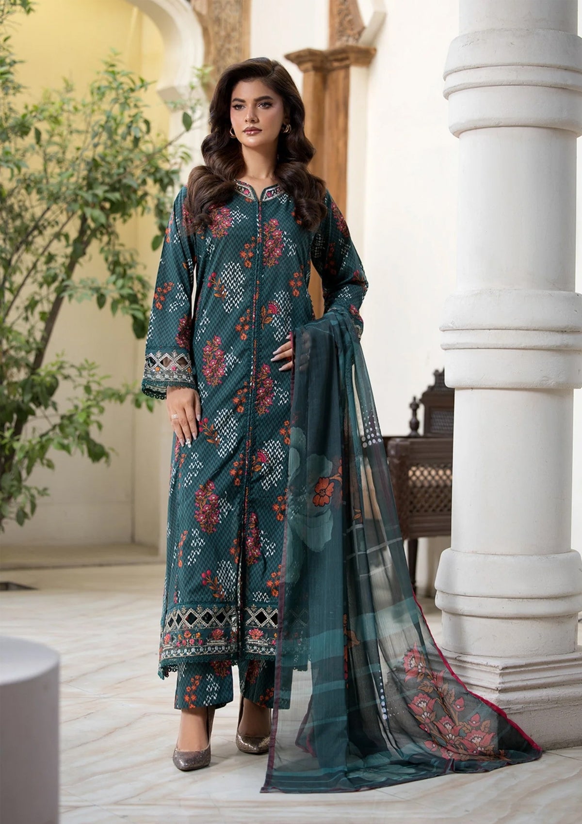 Embroidered Lawn (BT006320-DPG)