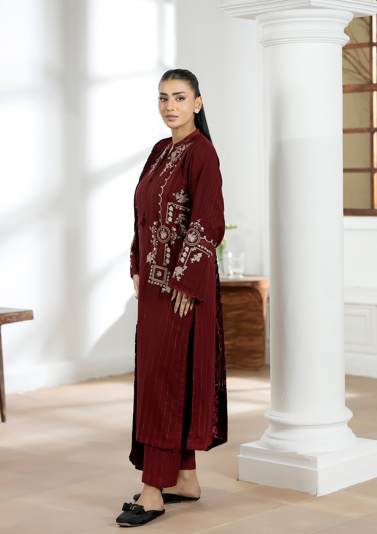 Embroidered Dhanak BT6619-MRN