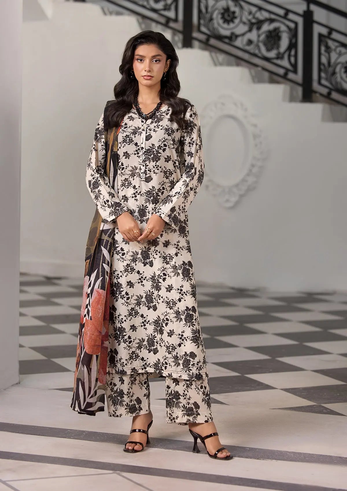 PRINTED LAWN BT6370-SKN Bin Tayyab