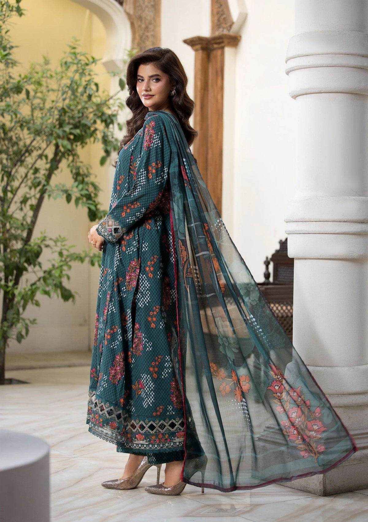 Embroidered Lawn (BT006320-DPG)