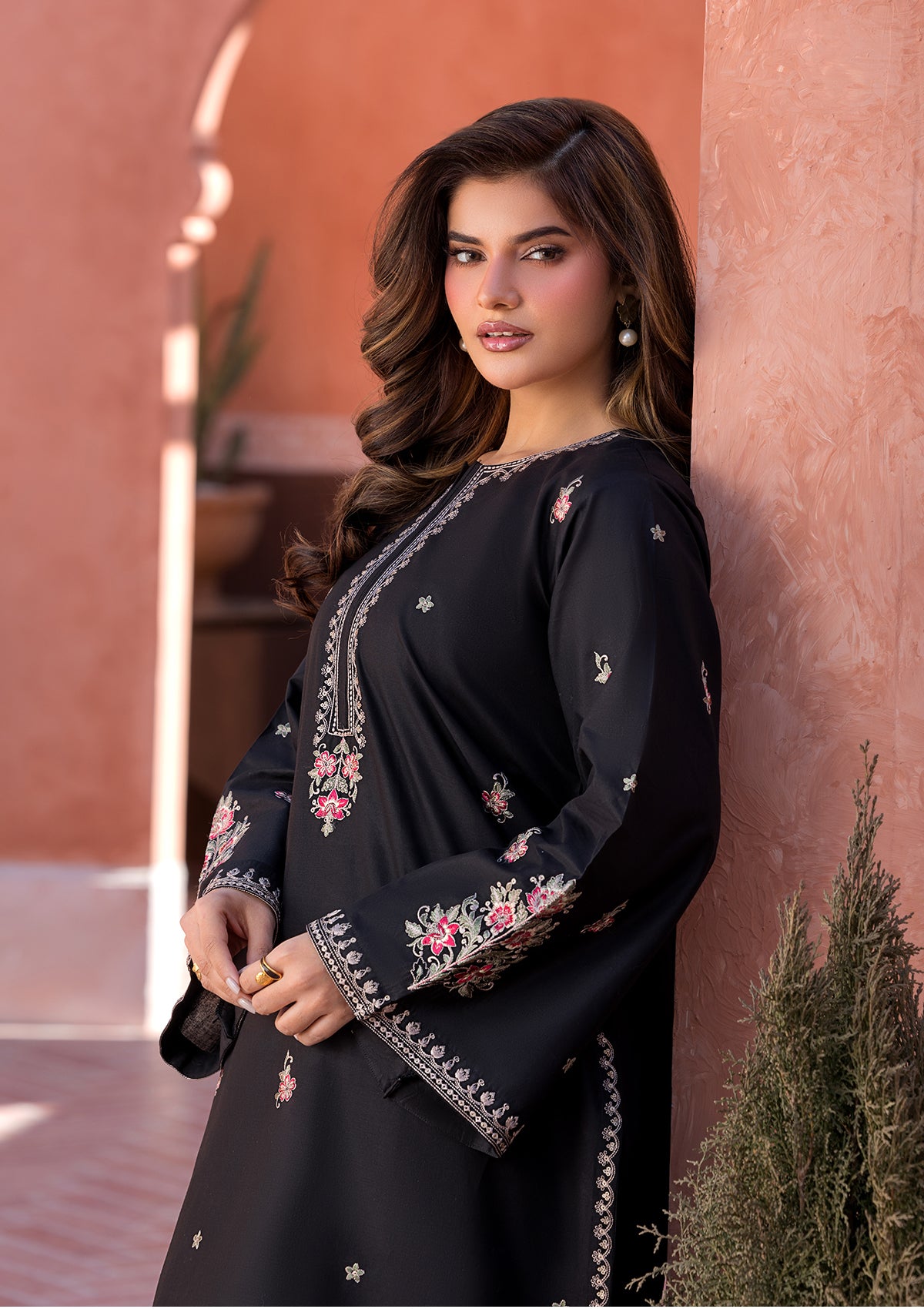 EMBROIDERED COTTON BT006686-BLK-2