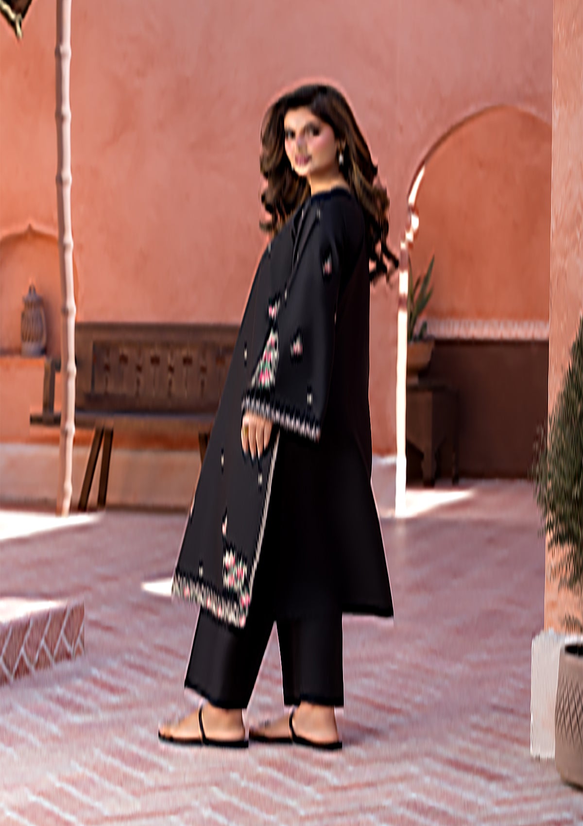 EMBROIDERED COTTON BT006686-BLK-2