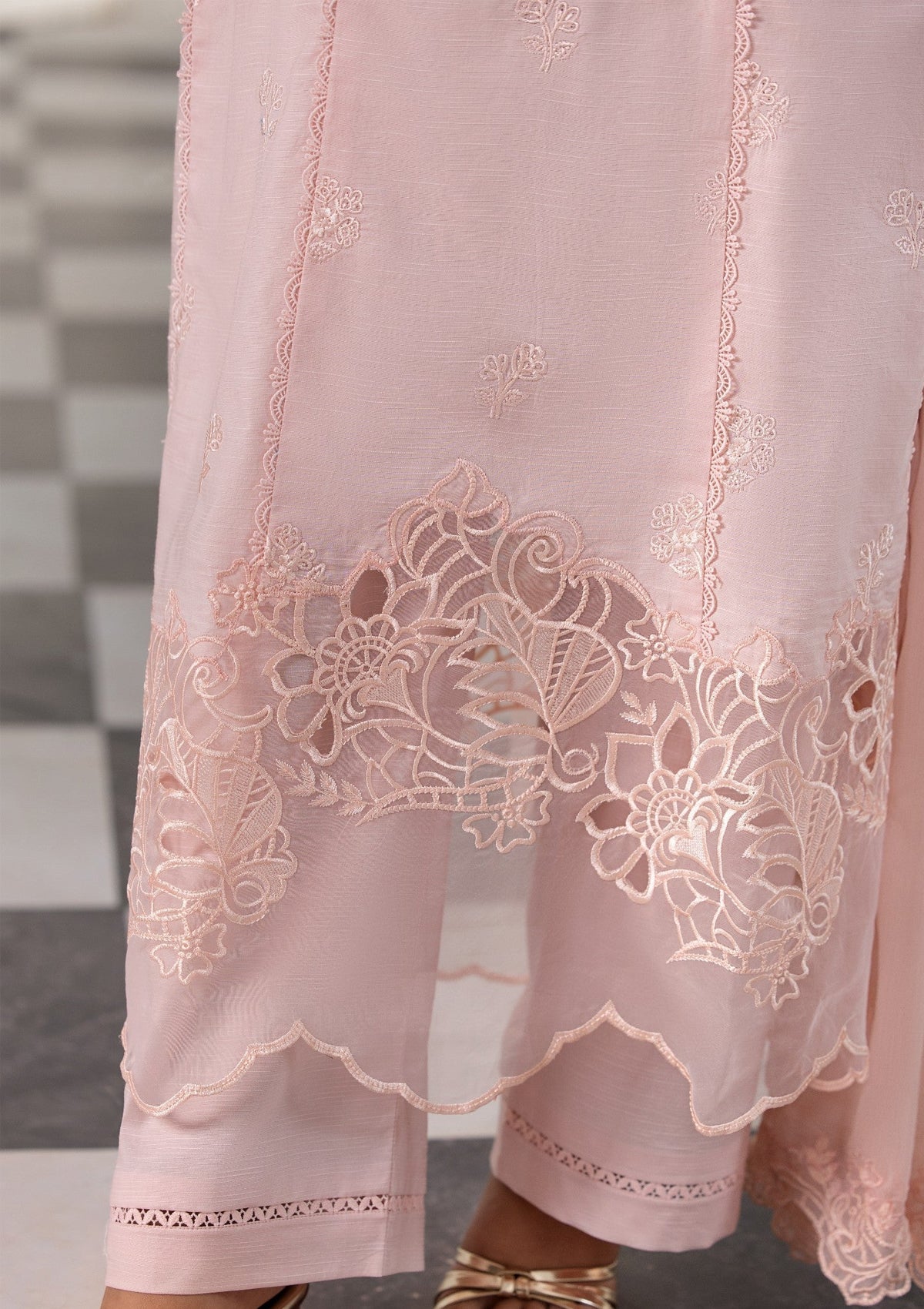 Embroidered Lawn (BT006287-B-PNK)