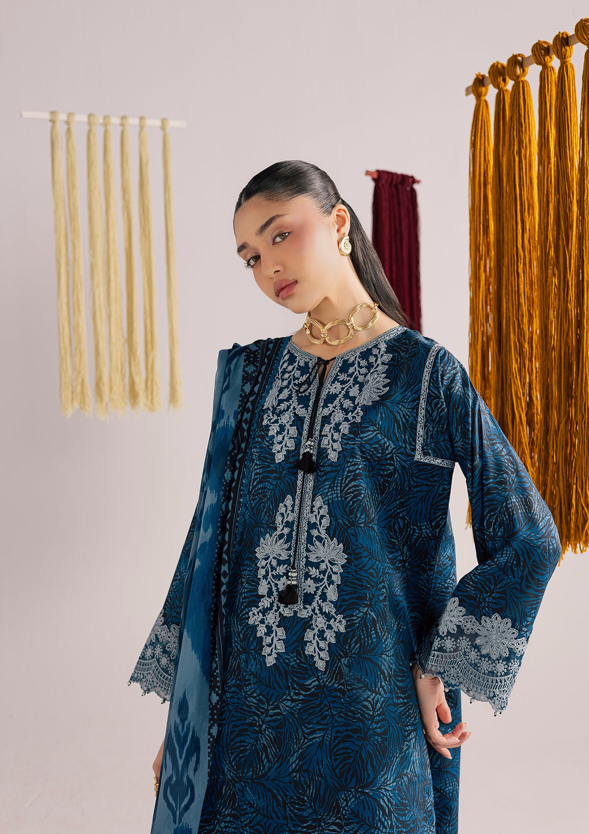 PRINTED EMBROIDERED LAWN BT006859-BLU