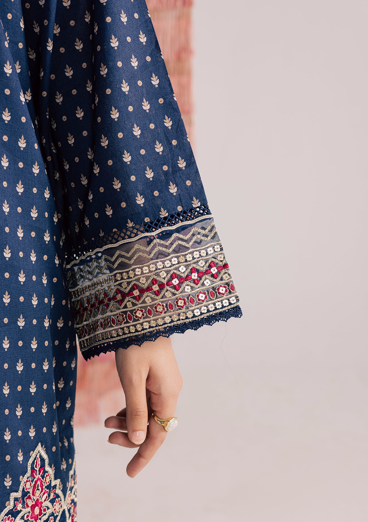 PRINTED EMBROIDERED LAWN BT006852-BLU