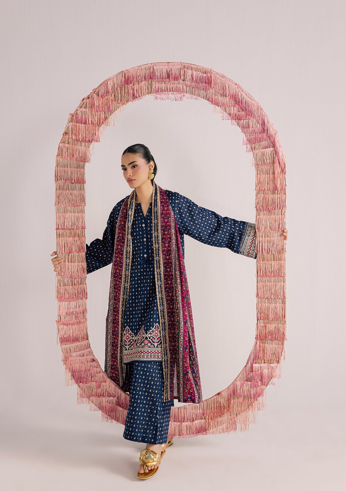 PRINTED EMBROIDERED LAWN BT006852-BLU