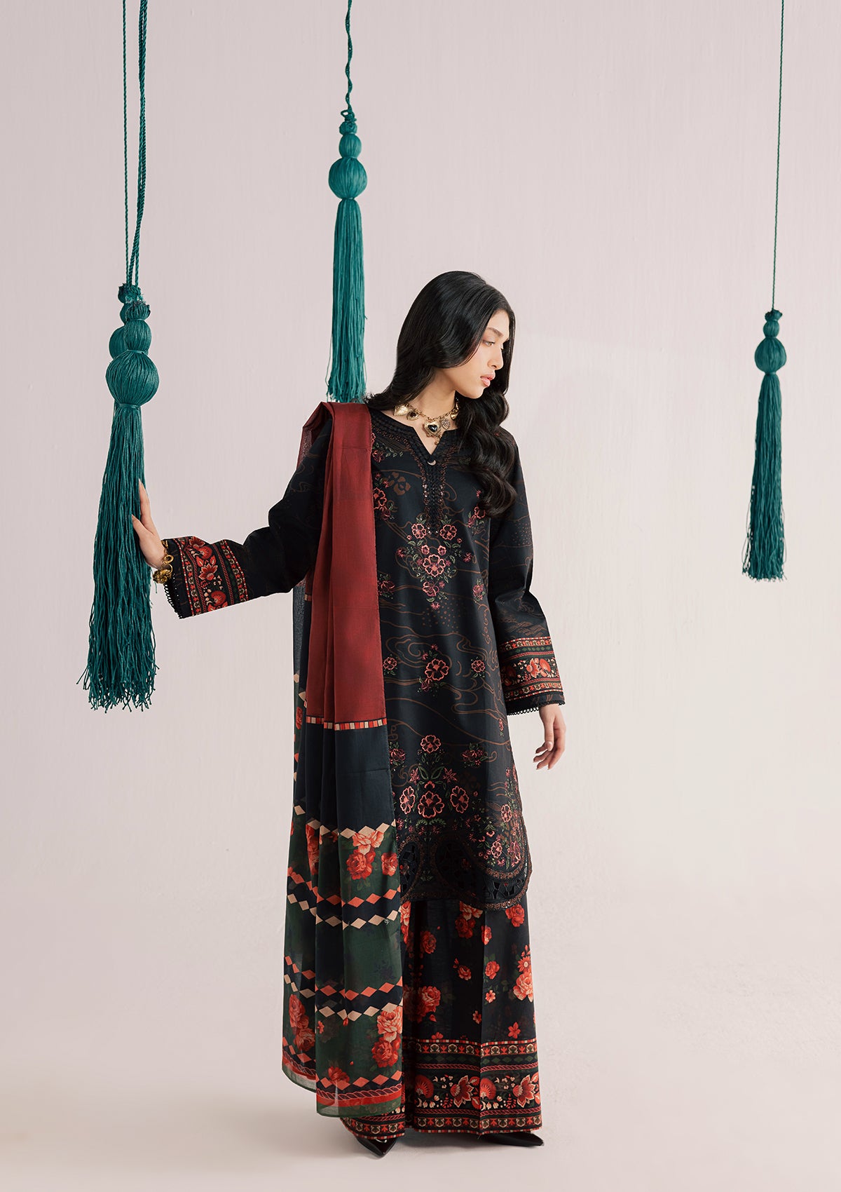 PRINTED EMBROIDERED LAWN BT006860-BKB