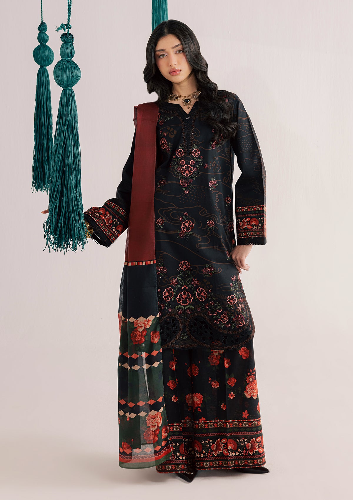 PRINTED EMBROIDERED LAWN BT006860-BKB