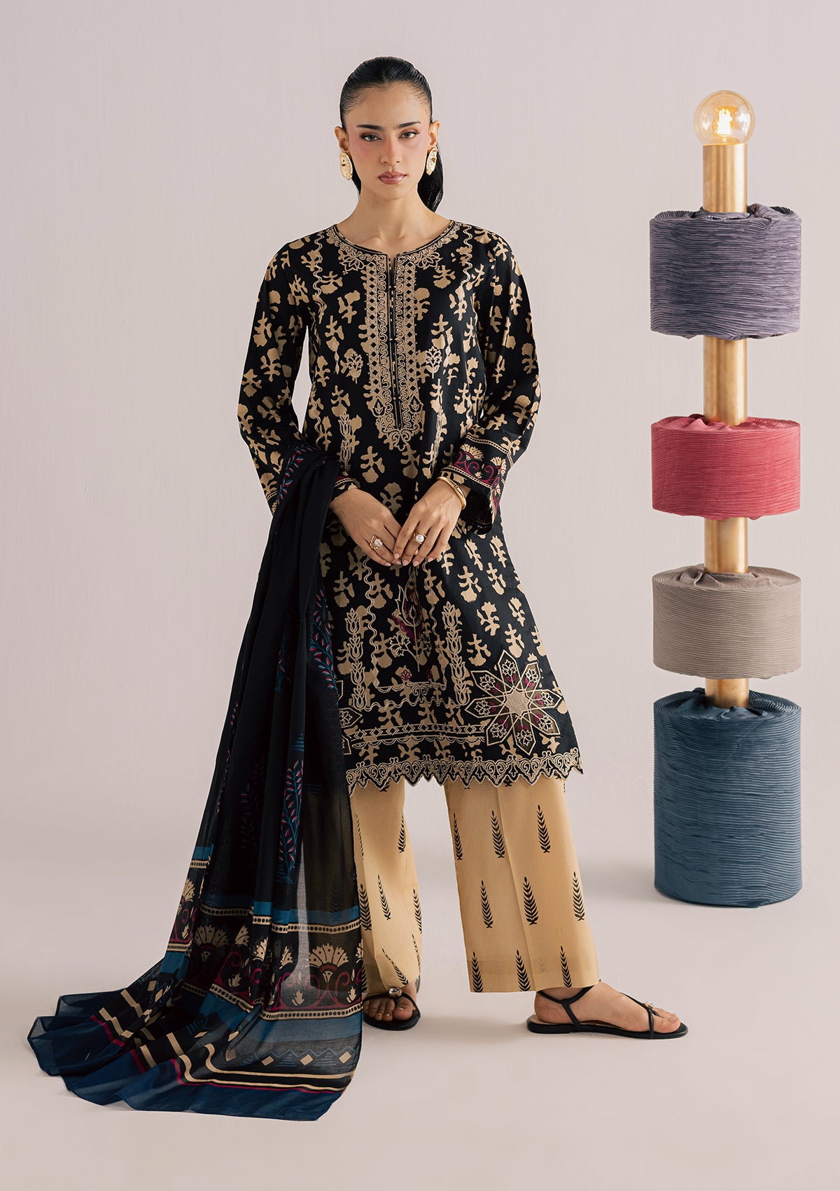 PRINTED EMBROIDERED LAWN BT006860-SBK