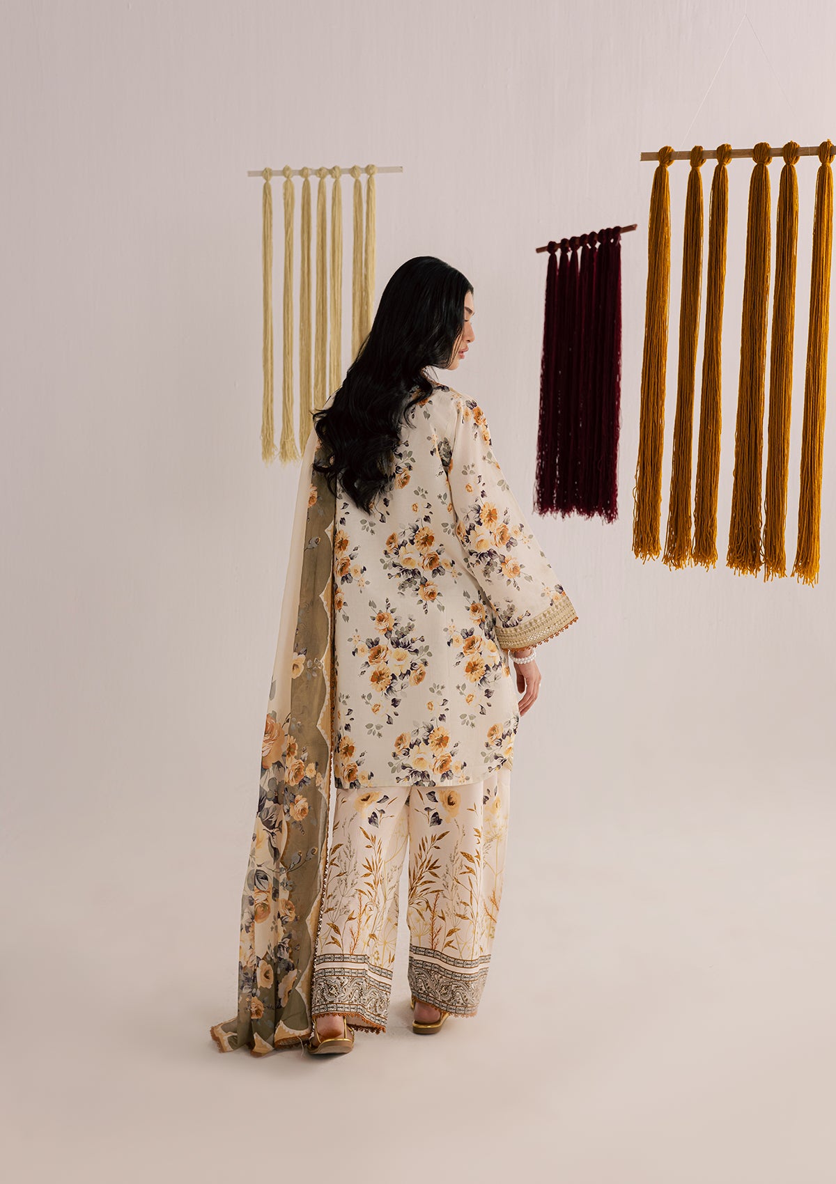 PRINTED EMBROIDERED LAWN BT006859-SKN