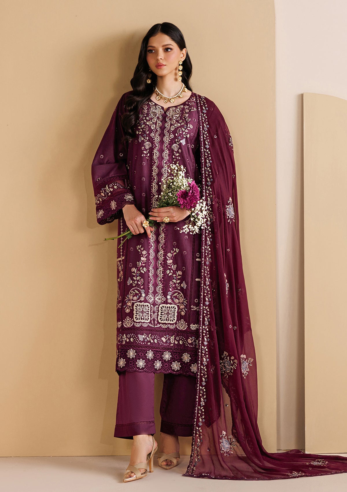 LUXURY Embroidered LAWN BT006719-PST