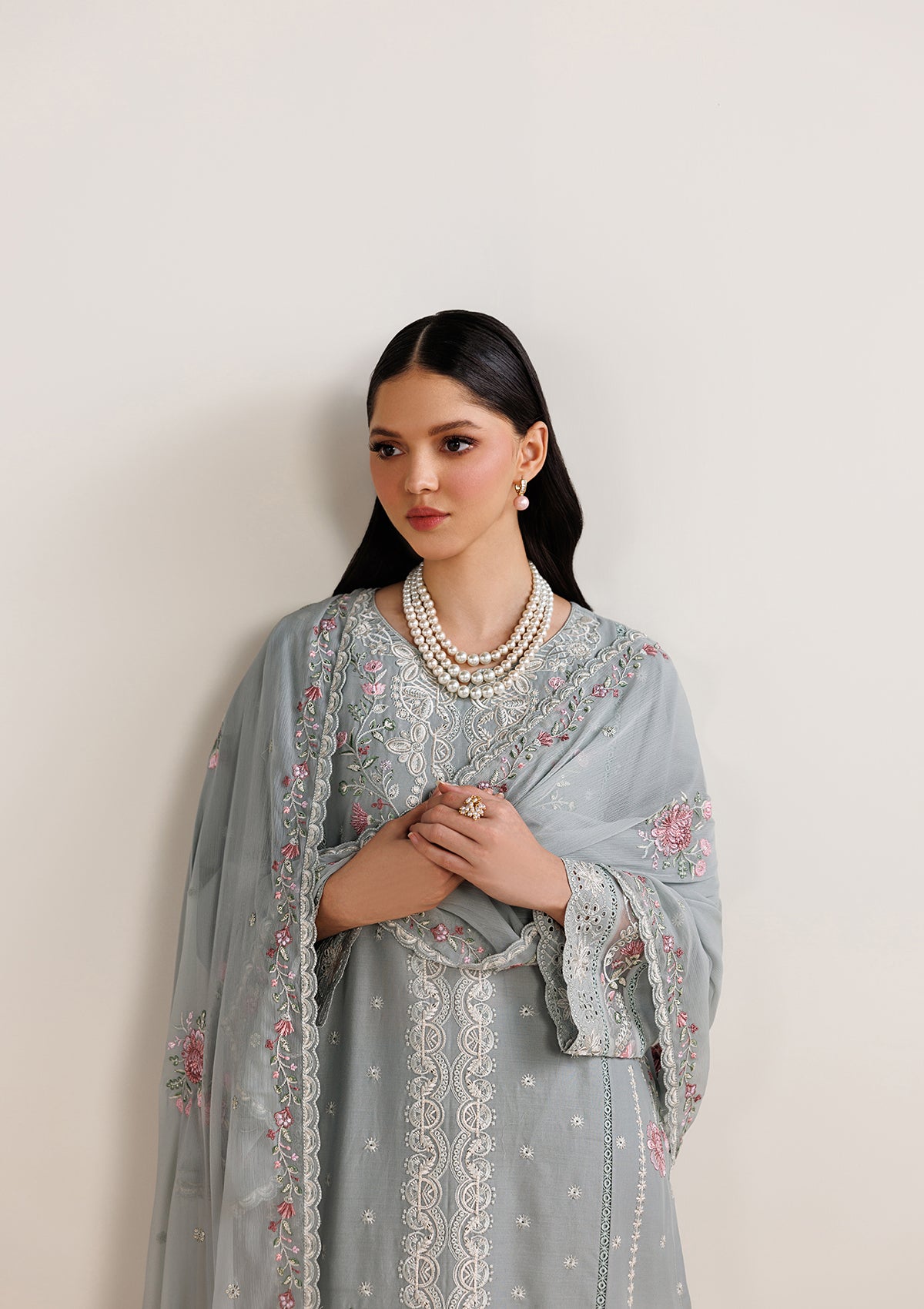 LUXURY Embroidered LAWN BT006719-PST