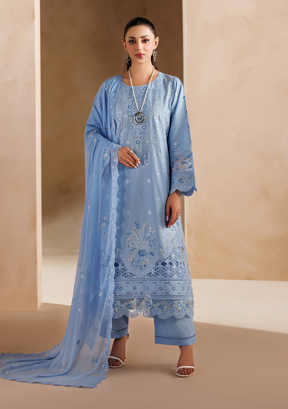 LUXURY Embroidered LAWN BT006719-SBL