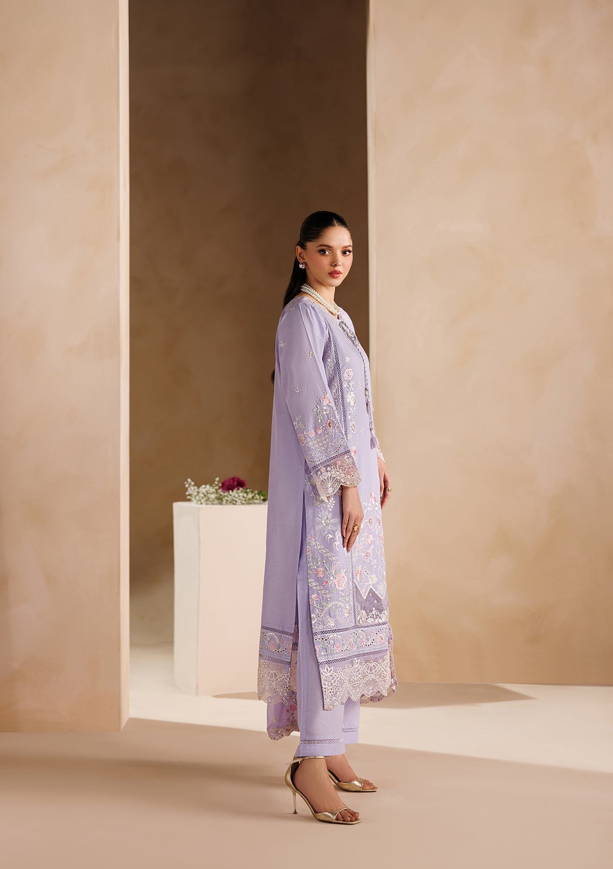 LUXURY Embroidered LAWN BT006719-LPR