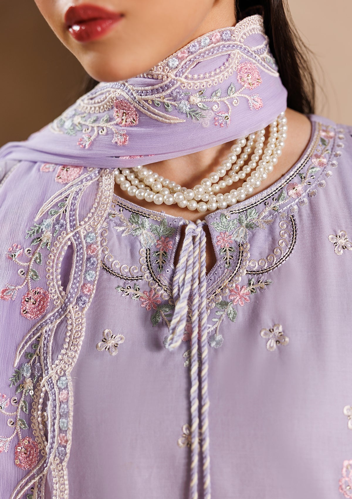 LUXURY Embroidered LAWN BT006719-LPR