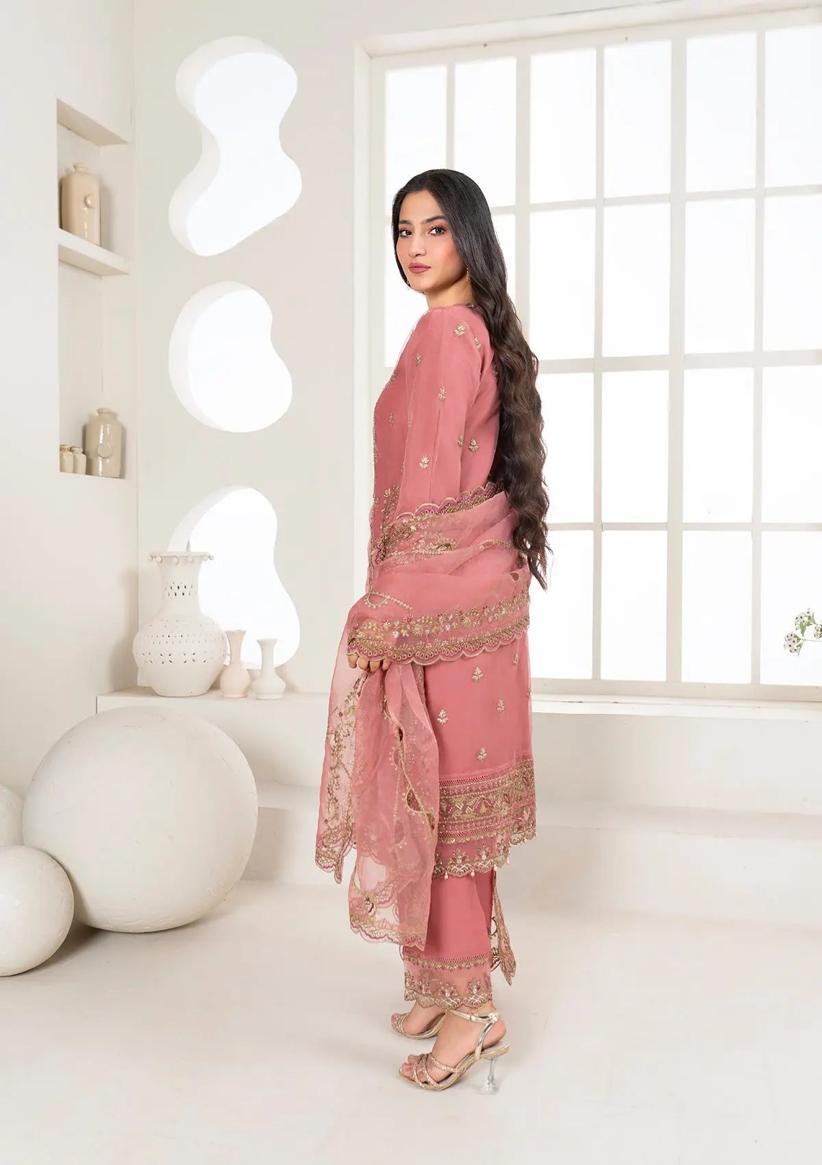 (BT006115-PKN4) Bin Tayyab