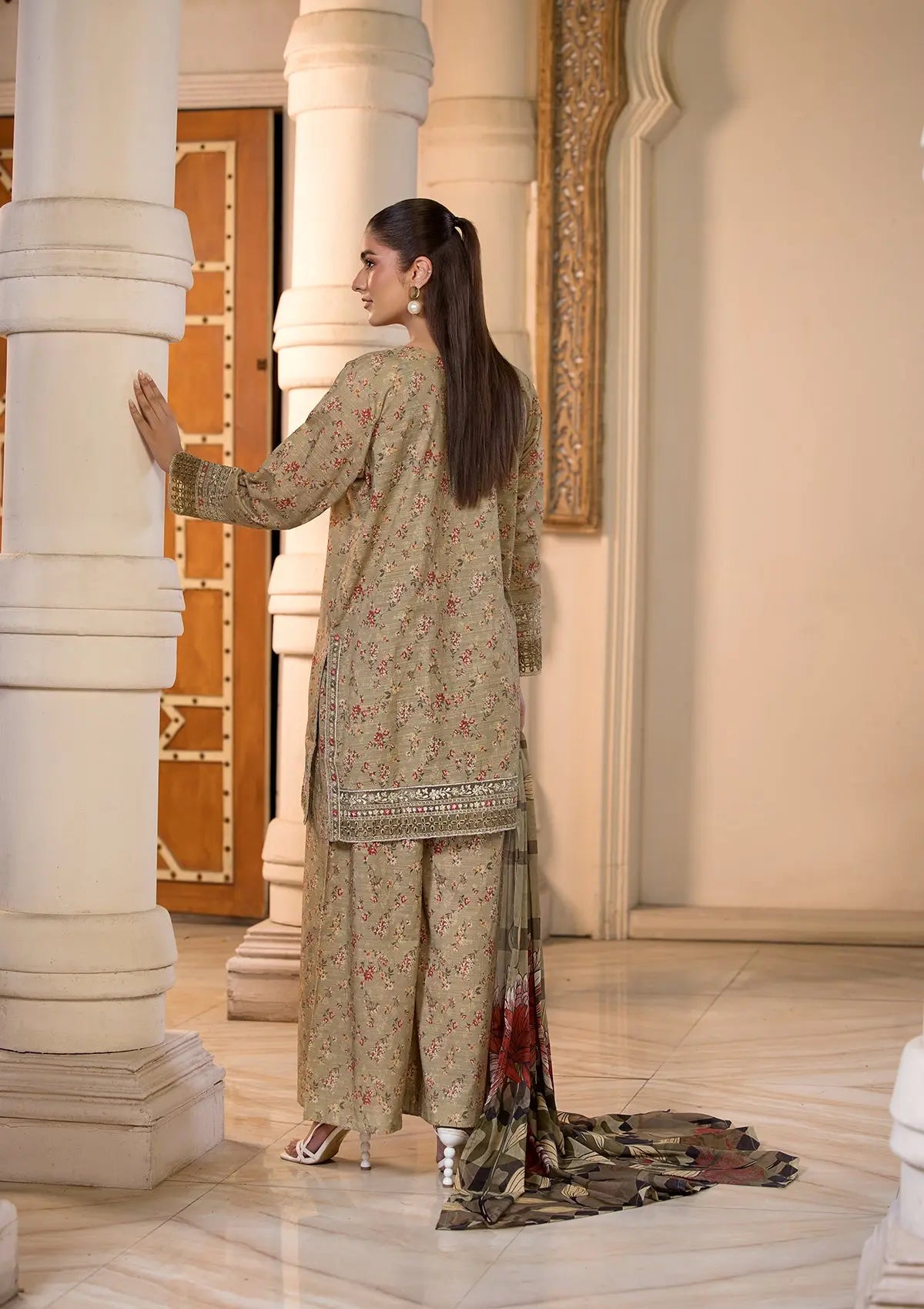 (BT006296-LGR) Bin Tayyab