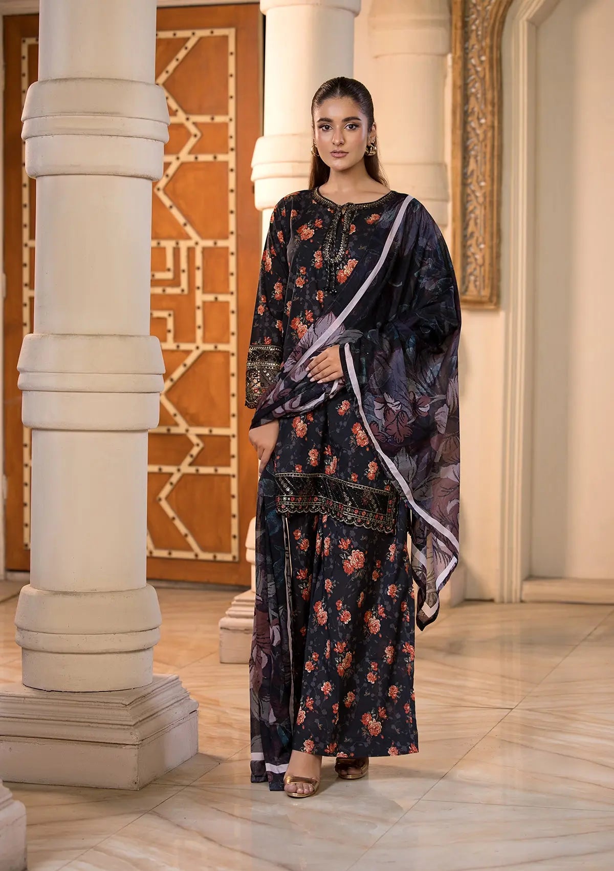 (BT006296-BLK) Bin Tayyab