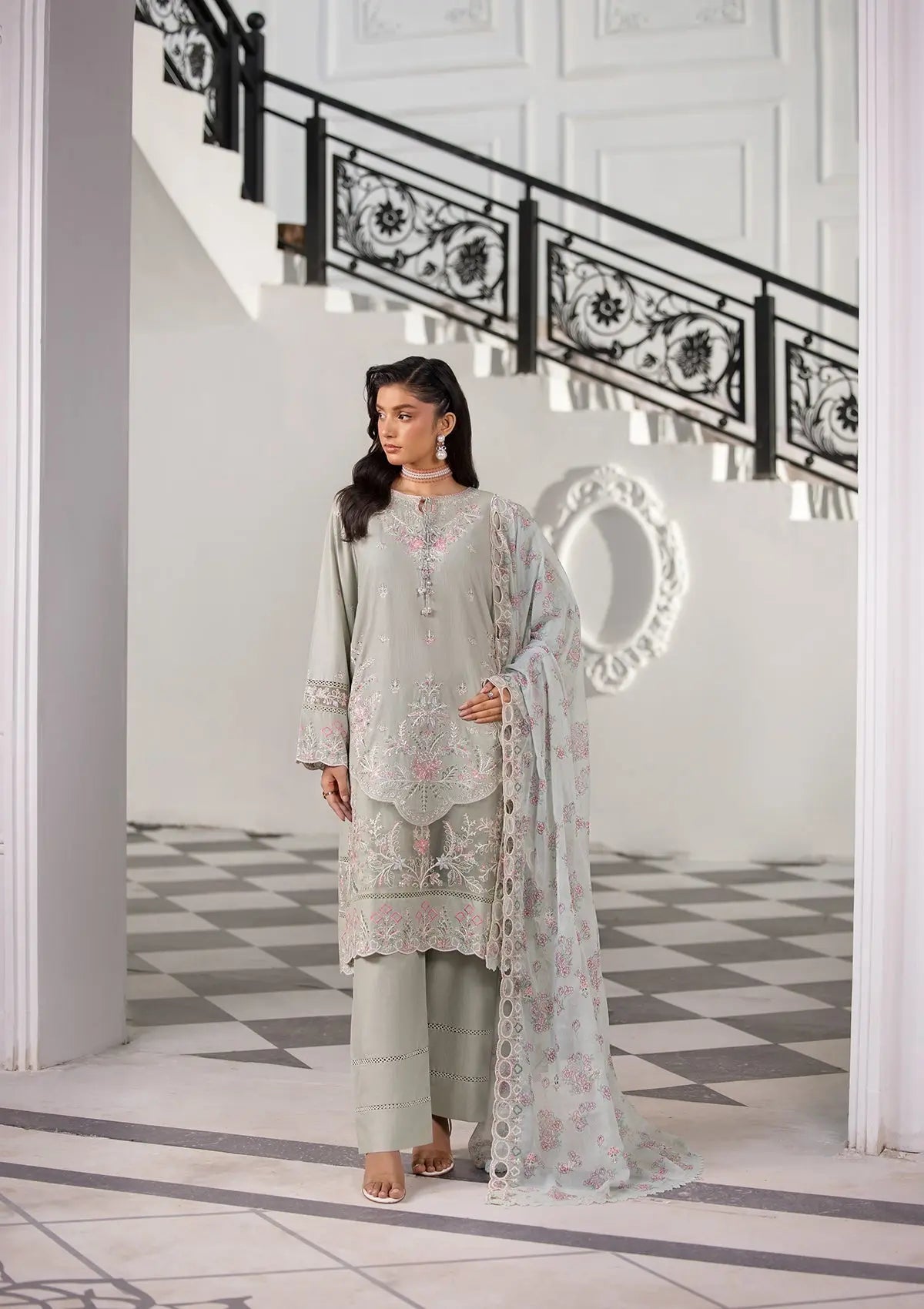 (BT006403-PST) Bin Tayyab