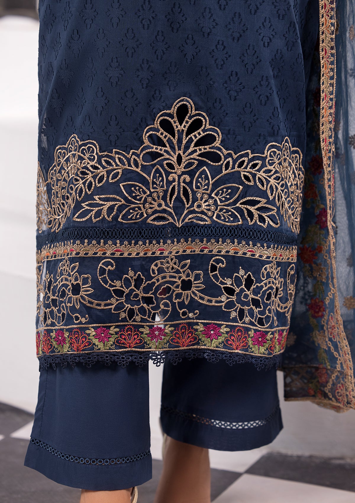 (BT006374-BLU)