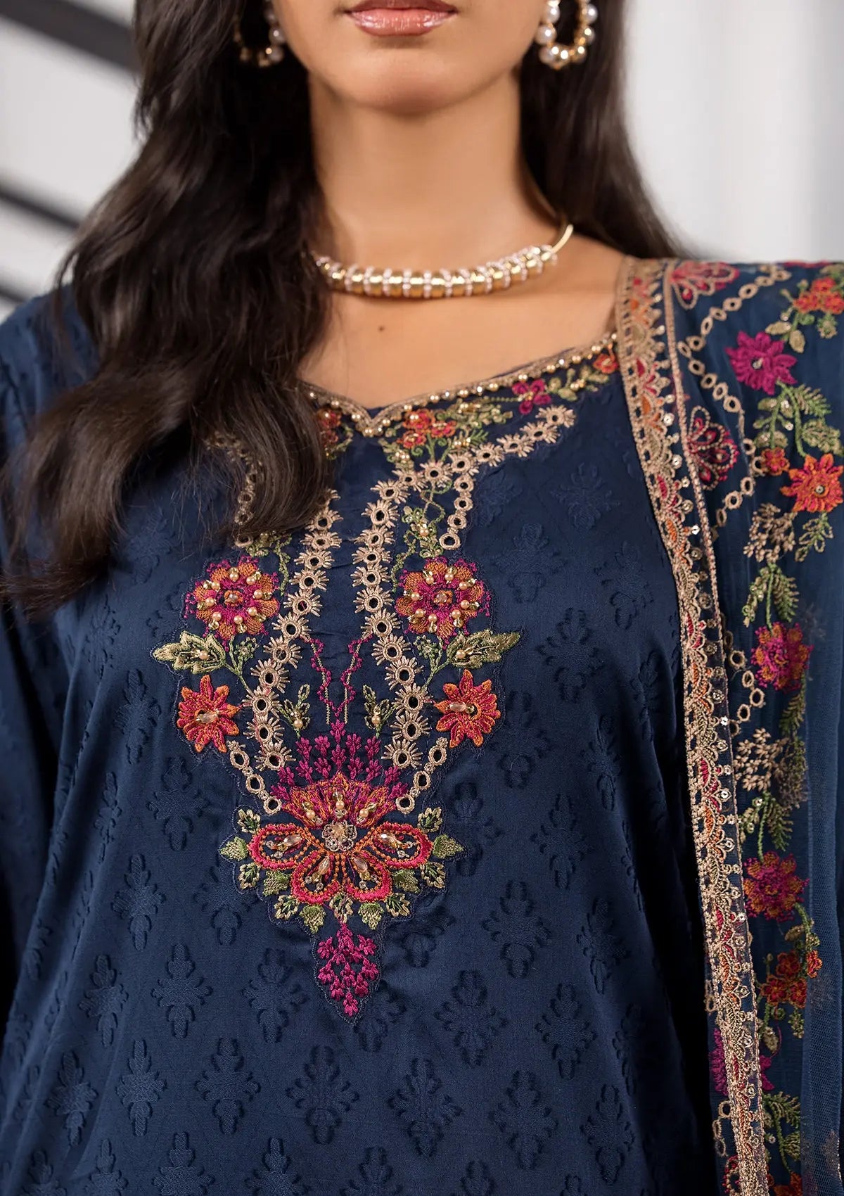 (BT006374-BLU) Bin Tayyab