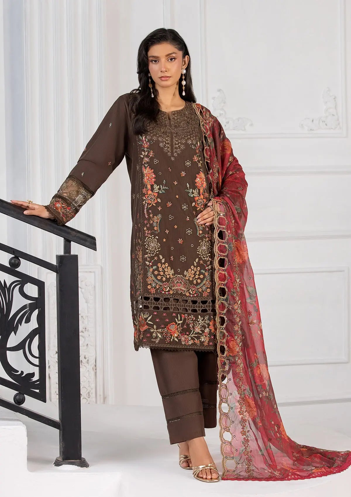 (BT006376-BRN) Bin Tayyab