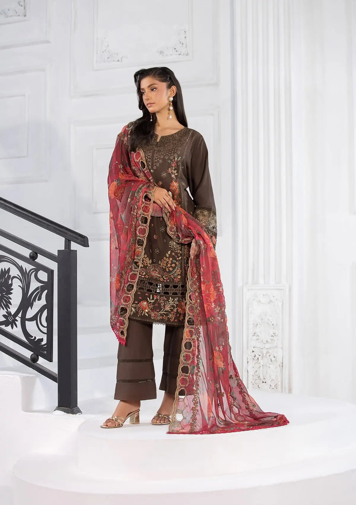 (BT006376-BRN) Bin Tayyab