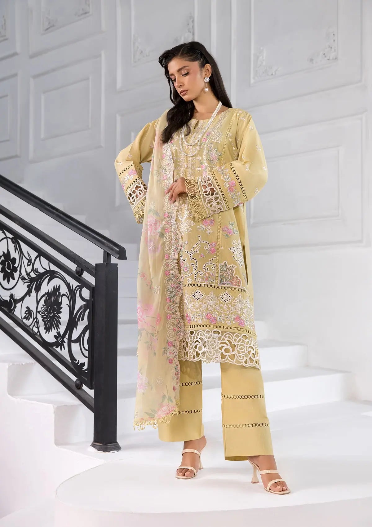 (BT006220-LMN) Bin Tayyab