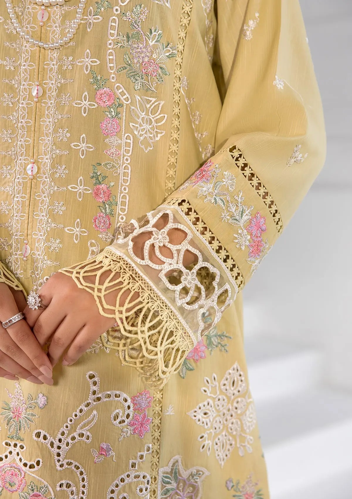 (BT006220-LMN) Bin Tayyab