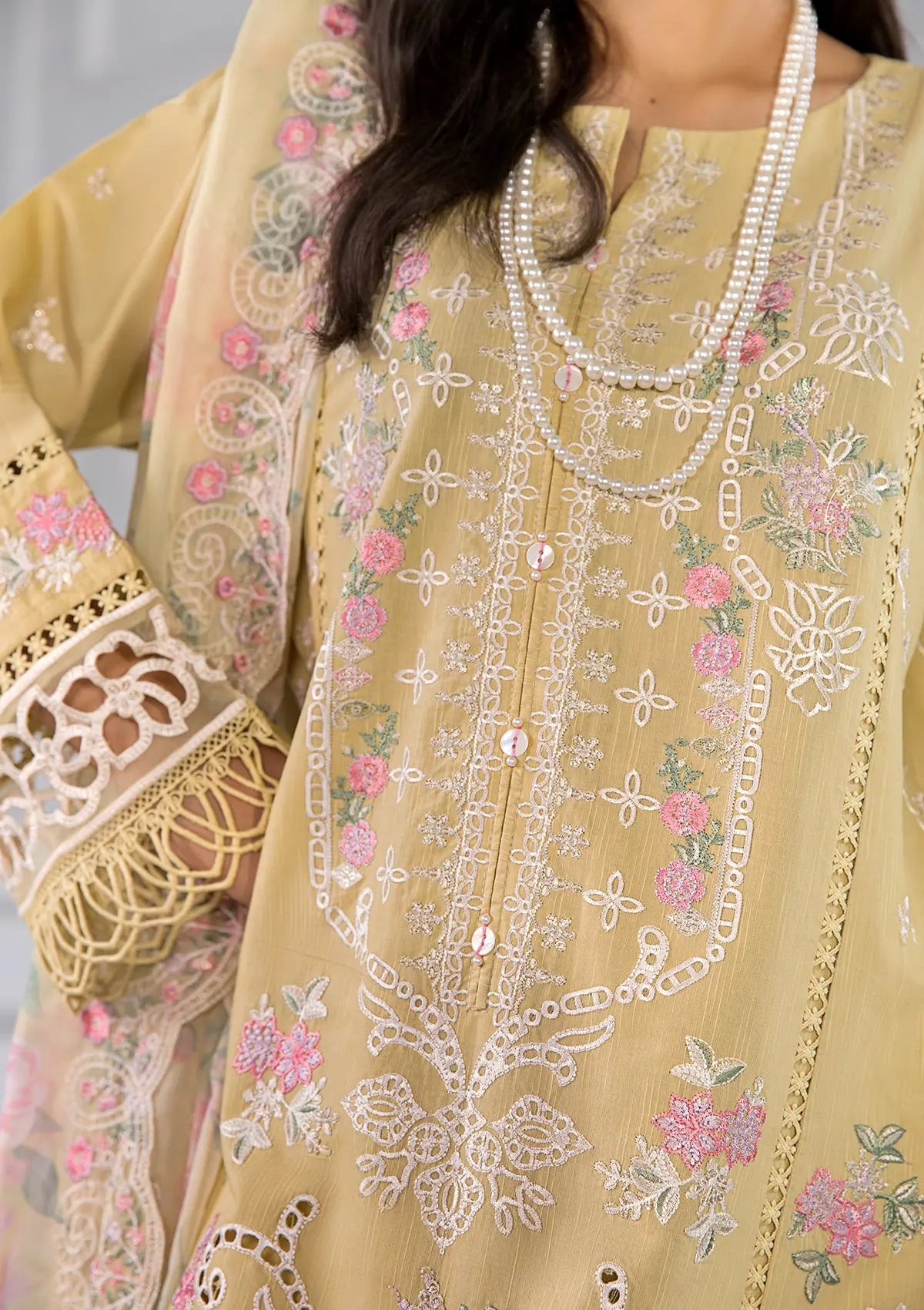 (BT006220-LMN) Bin Tayyab