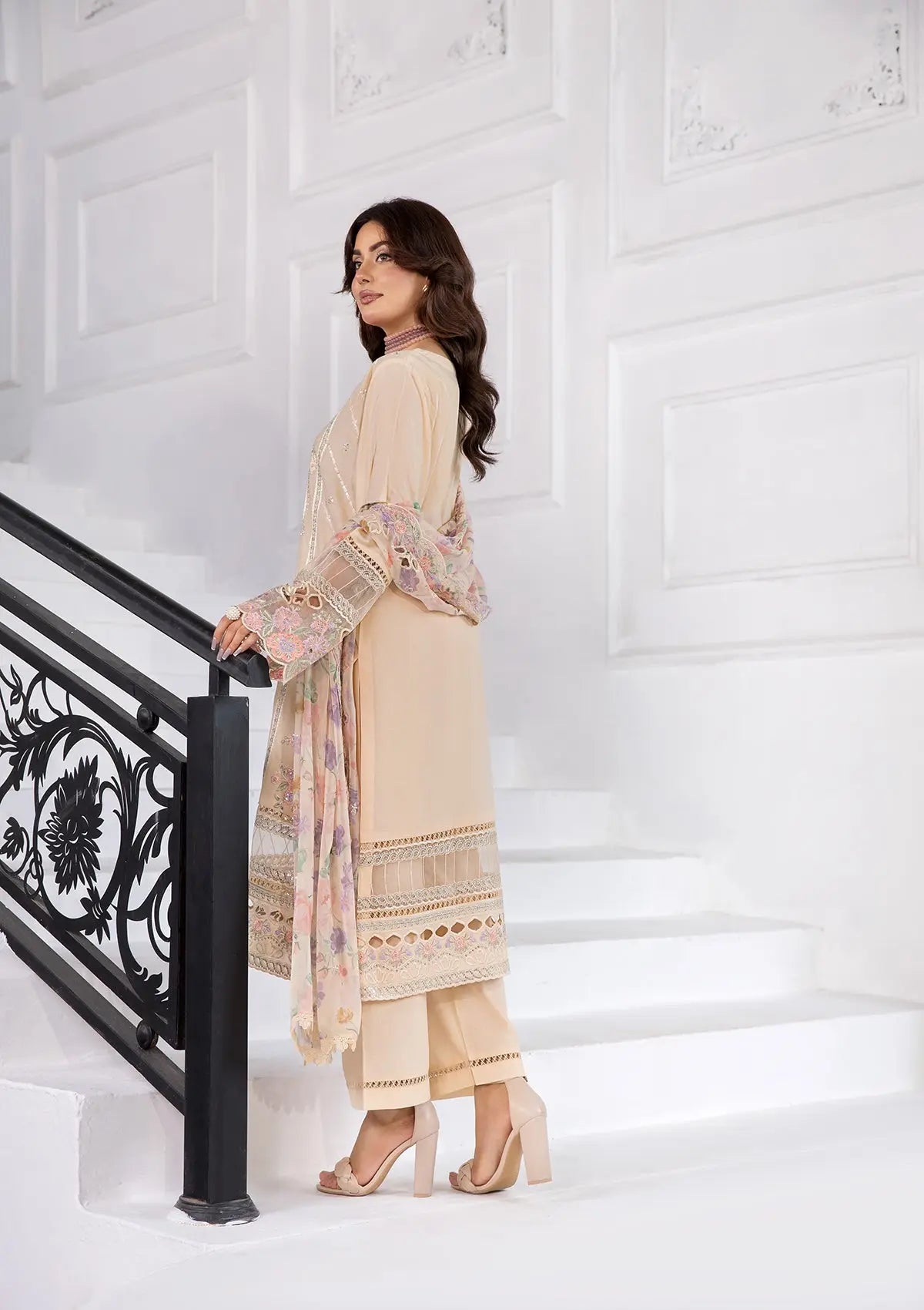 (BT006403-SKN) Bin Tayyab