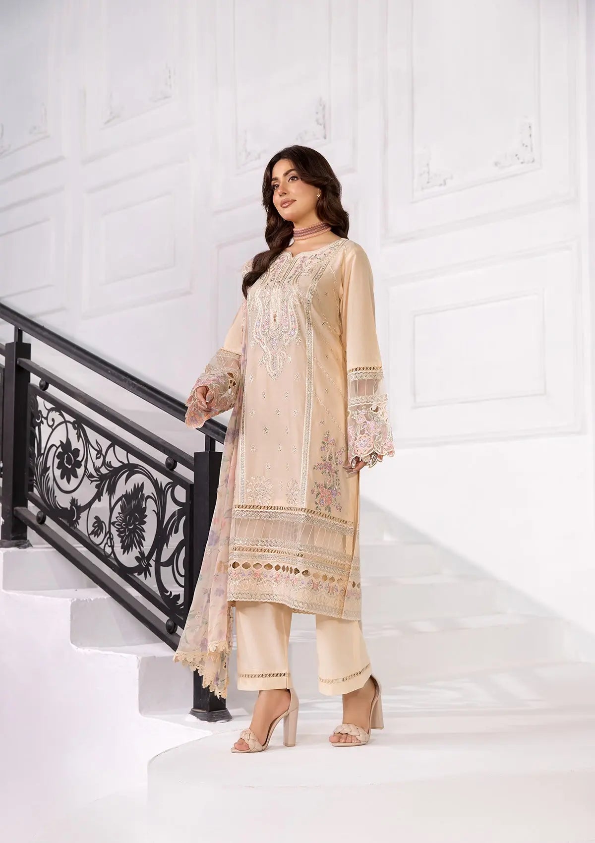 (BT006403-SKN) Bin Tayyab