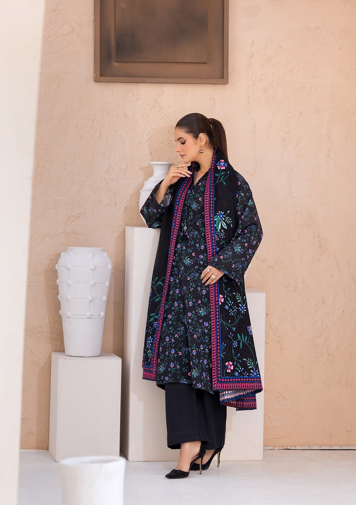 PRINTED KHADDAR BT6526-BLK