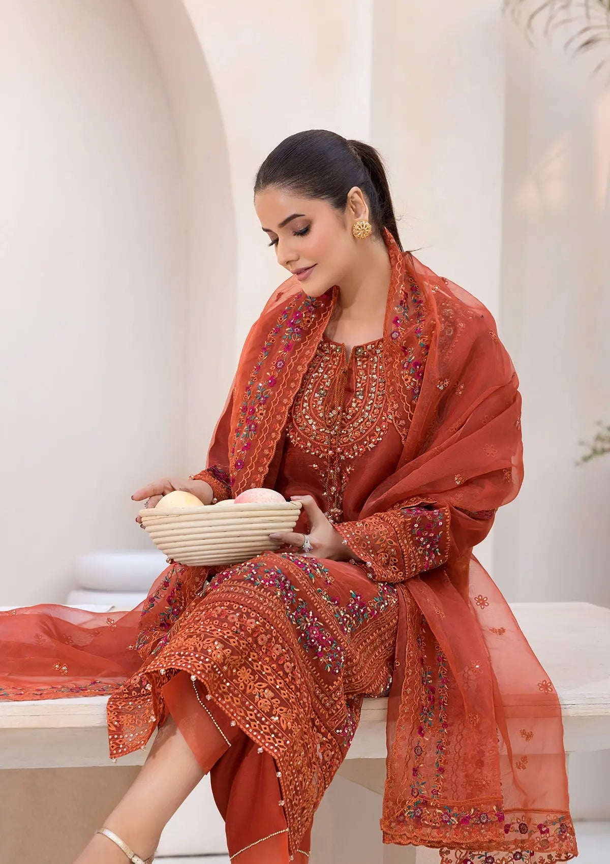 BT006534-RST Bin Tayyab