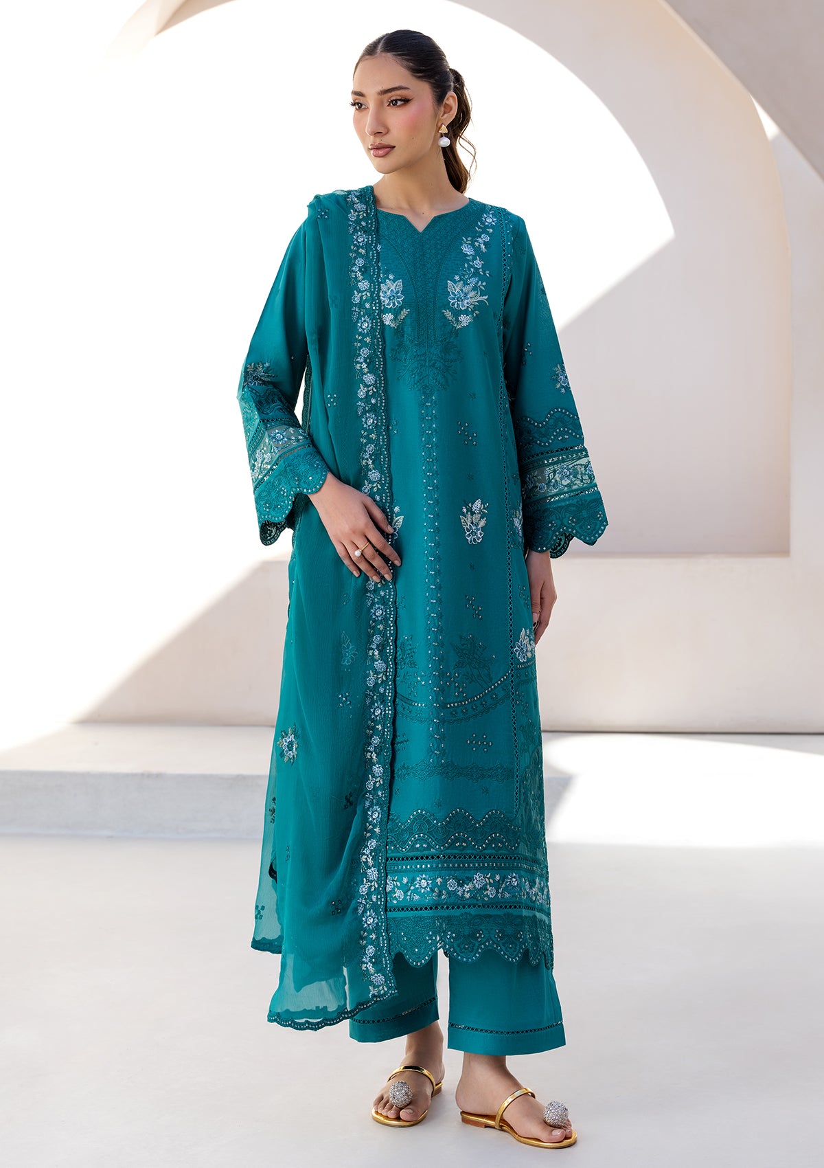 LUXURY Embroidered LAWN BT006719-SGN