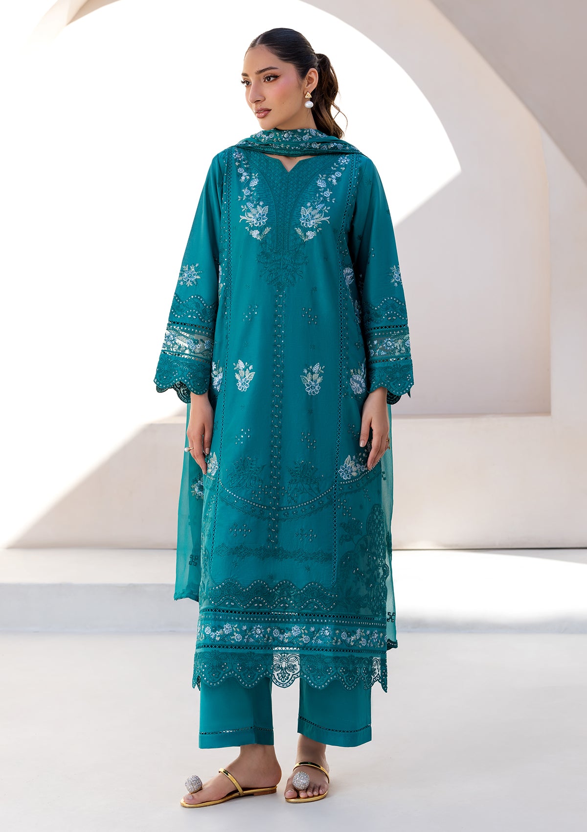 LUXURY Embroidered LAWN BT006719-SGN