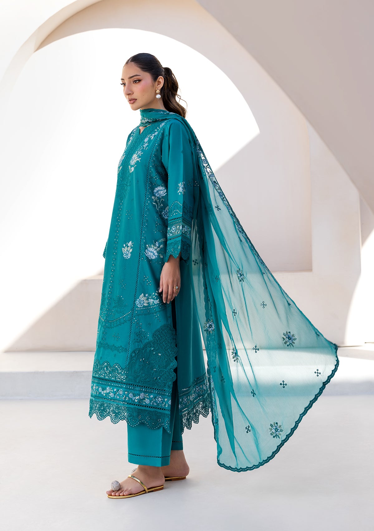 LUXURY Embroidered LAWN BT006719-SGN
