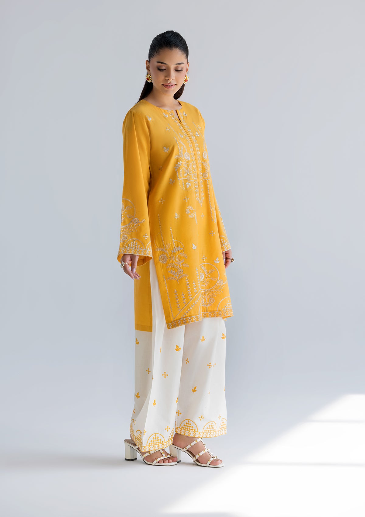 EMBROIDERED COTTON BT006686-YLW