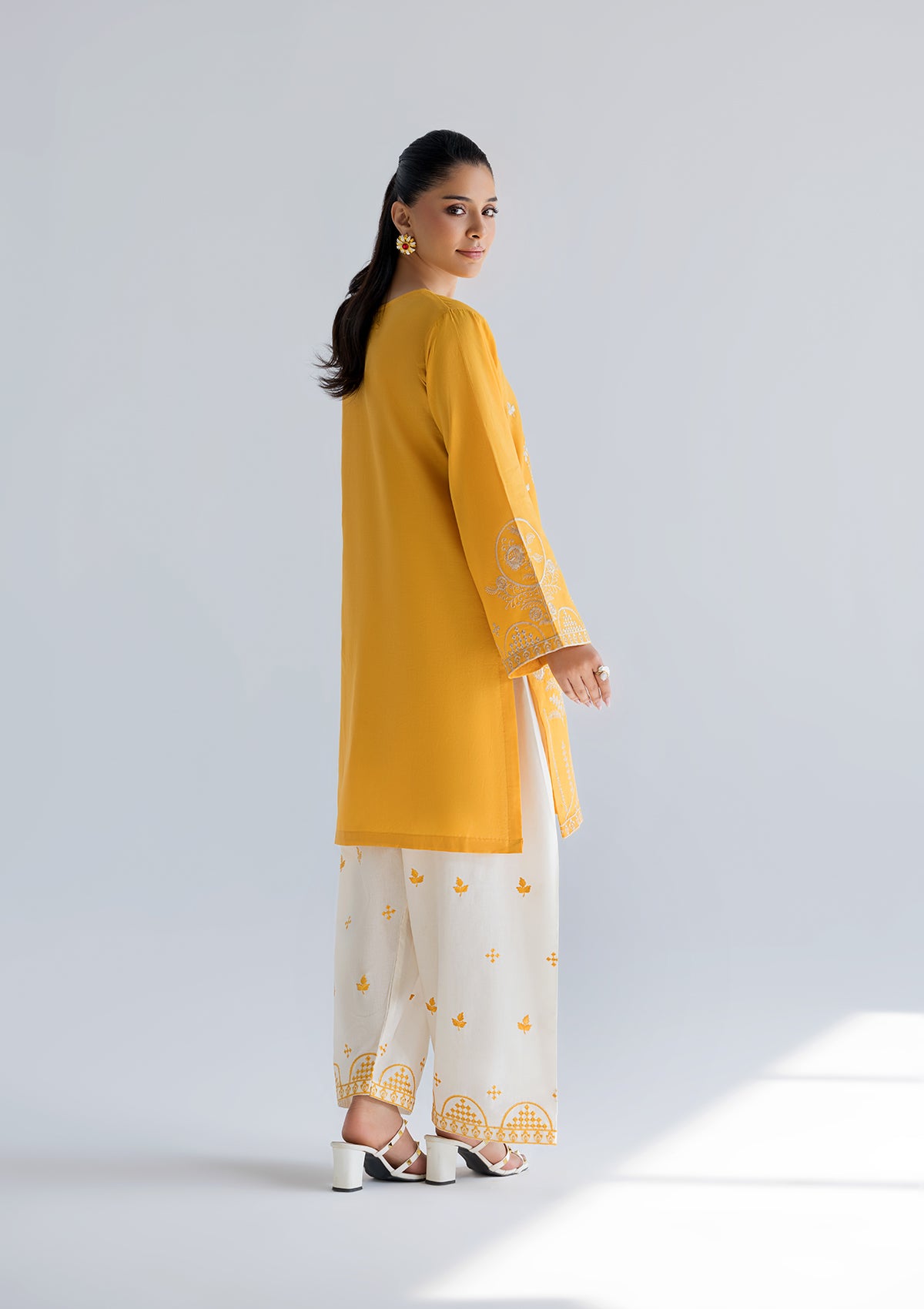 EMBROIDERED COTTON BT006686-YLW