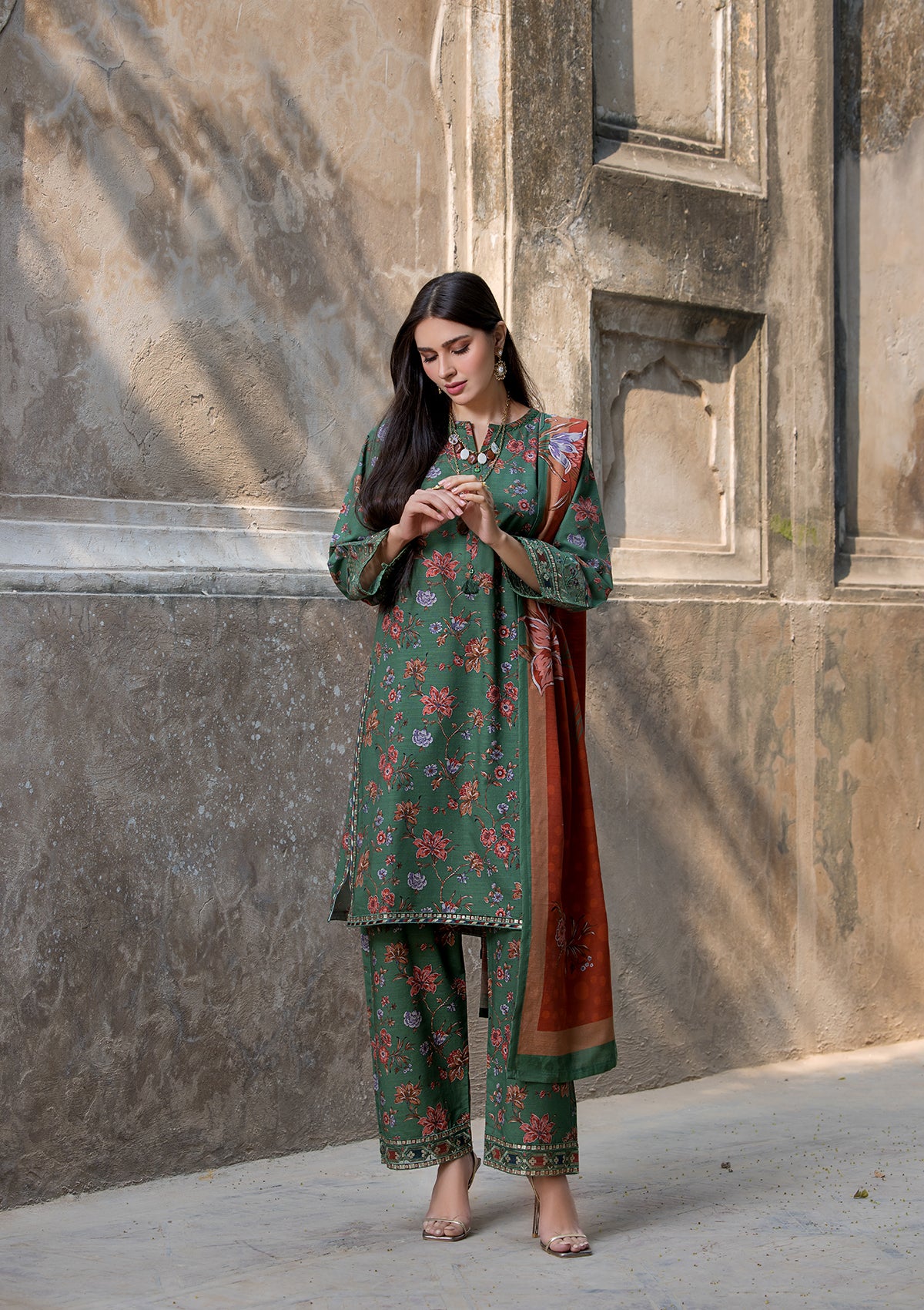 EMBROIDERED KHADDAR BT6513-GRN