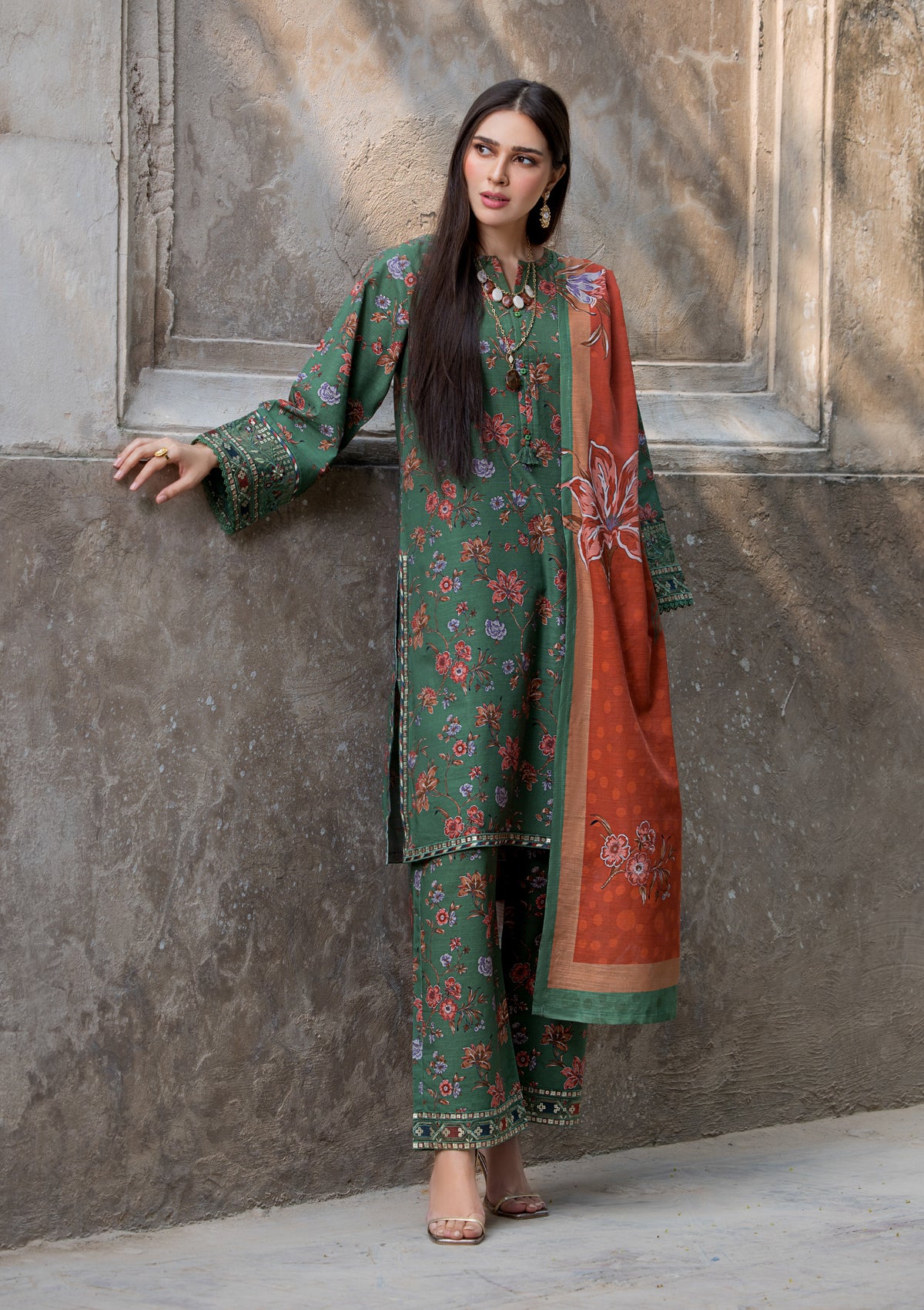 EMBROIDERED KHADDAR BT6513-GRN