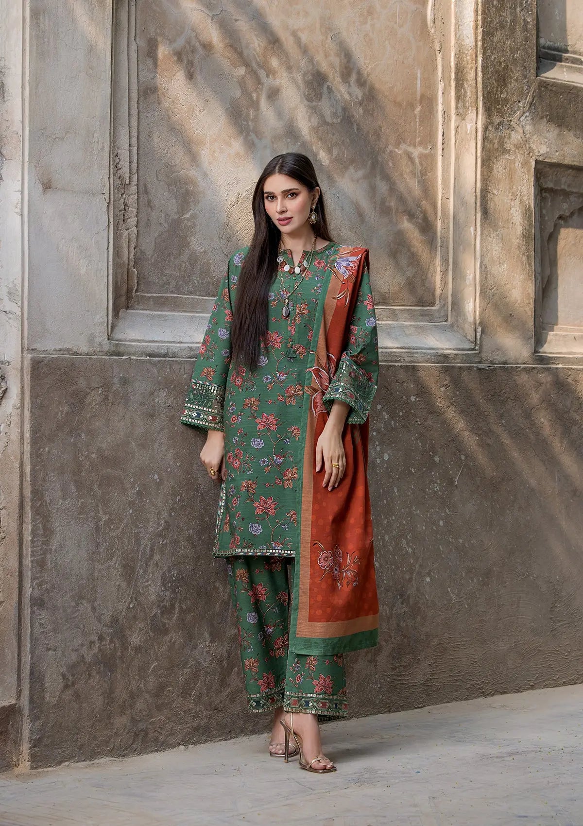 EMBROIDERED KHADDAR BT6513-GRN Bin Tayyab