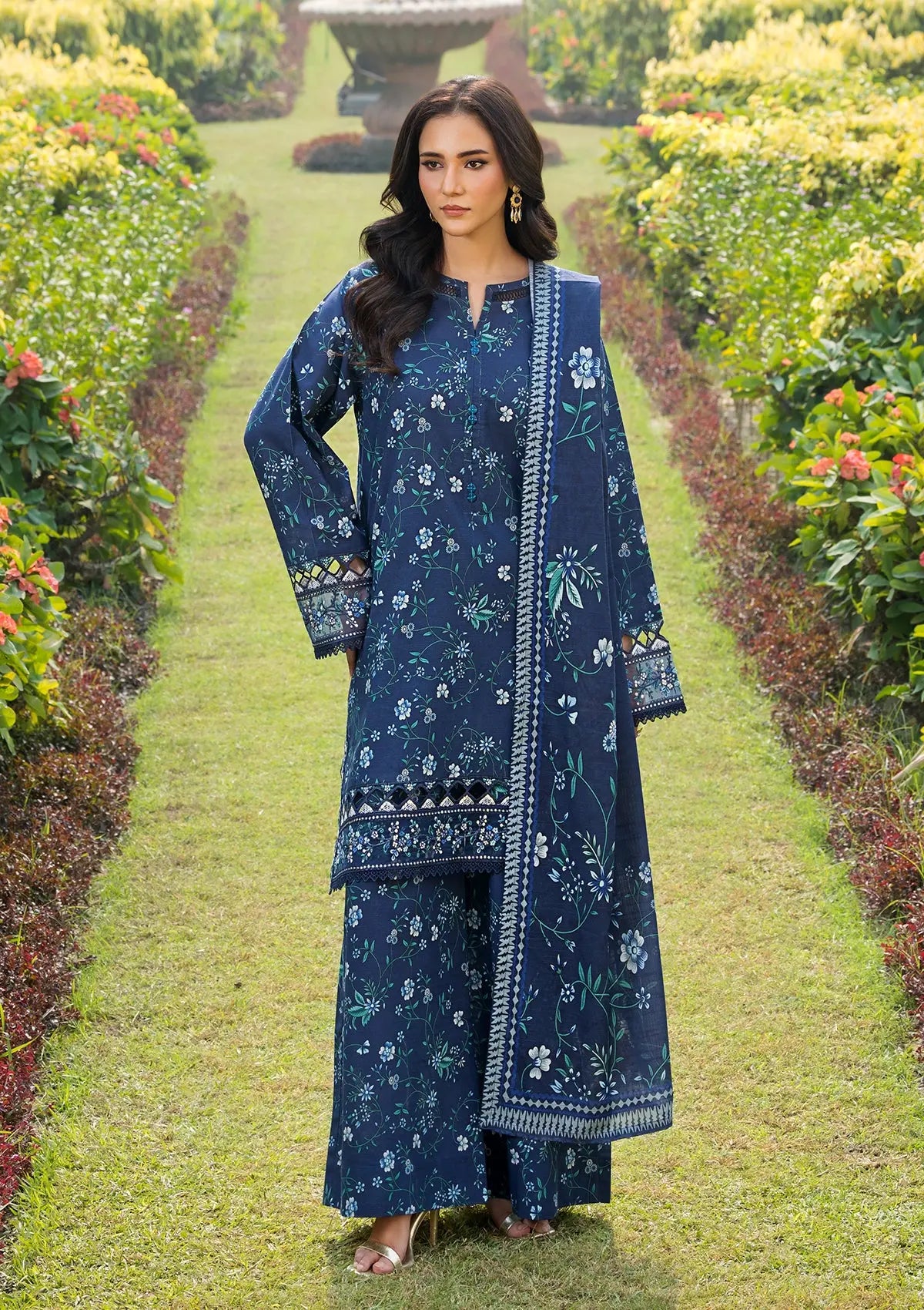 EMBROIDERED KHADDAR BT6513-DBL Bin Tayyab