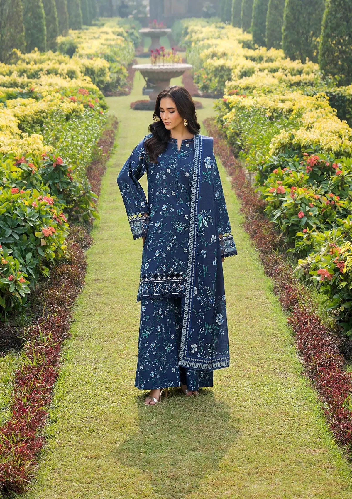 EMBROIDERED KHADDAR BT6513-DBL Bin Tayyab