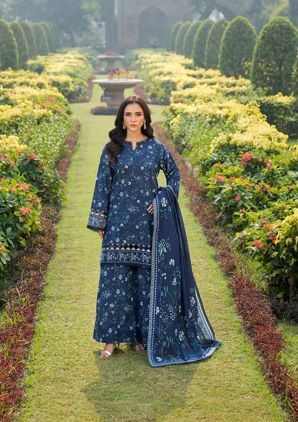 EMBROIDERED KHADDAR BT6513-DBL Bin Tayyab