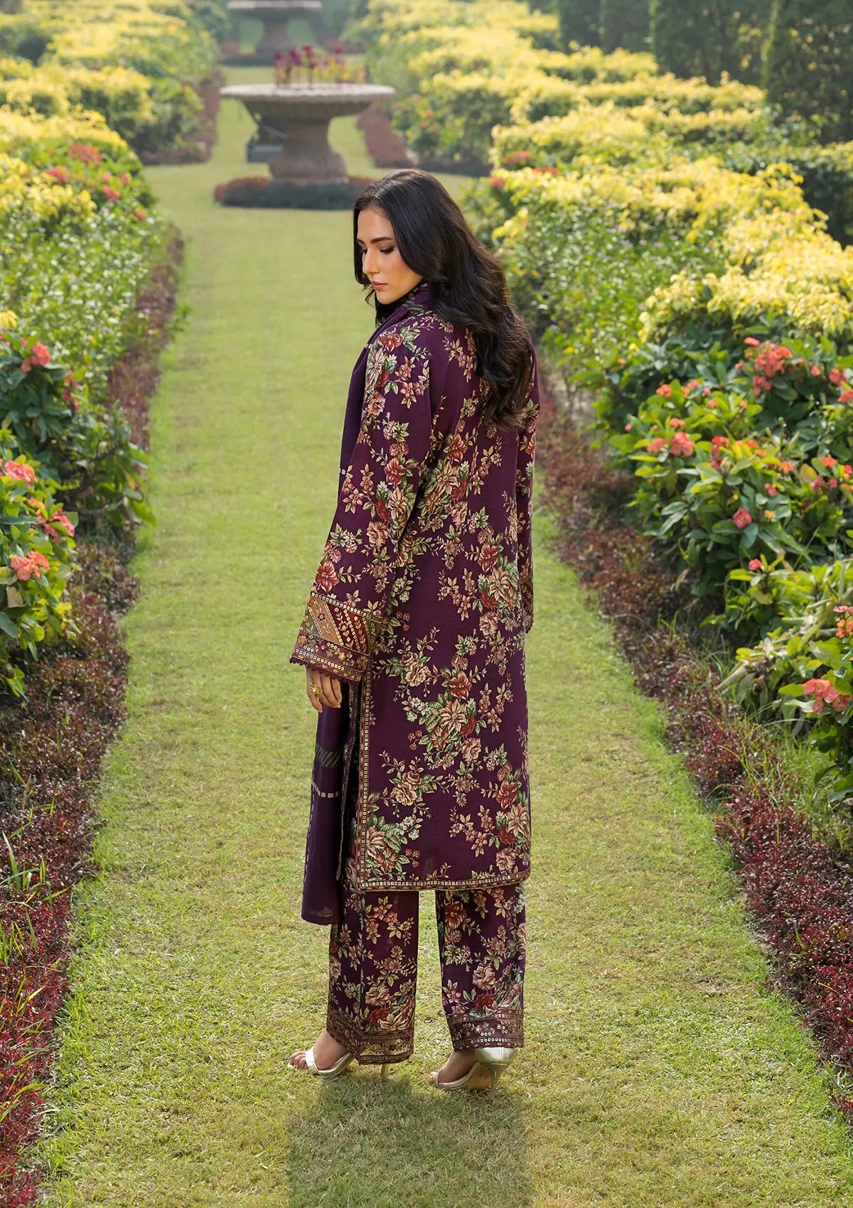 EMBROIDERED KHADDAR BT6513-PPR Bin Tayyab